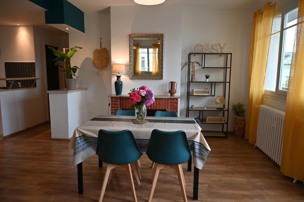 Grand Appartement Cosy-Hyper Centre-Place Verdun Tarbes Eksteriør billede